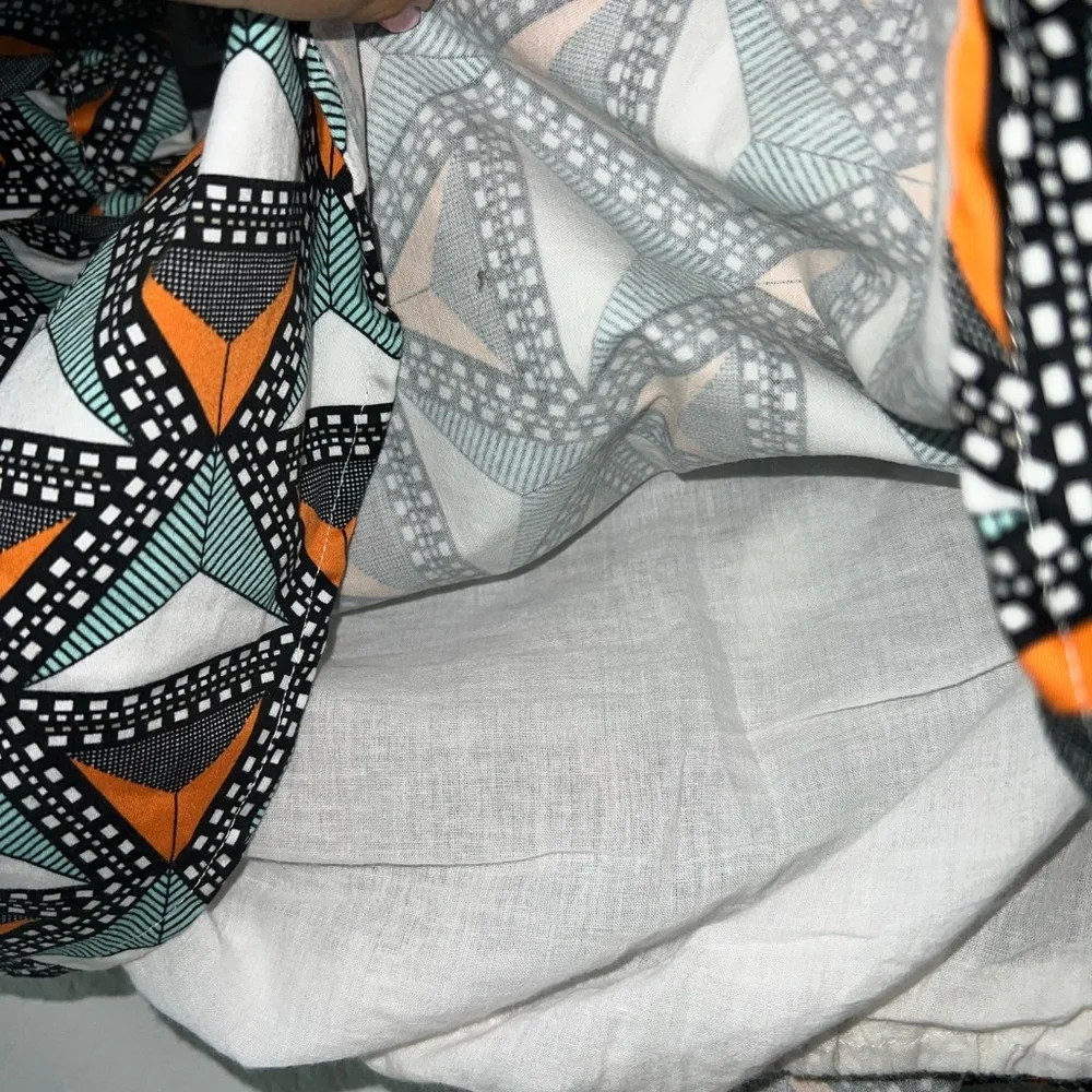 Eloquii Studio Printed Crop Multicolor Size 16 - Picture 7 of 11